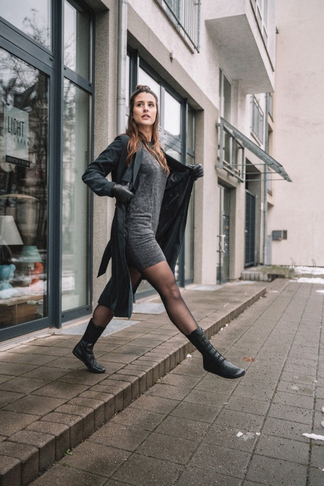 Attraqt Stretch Nappa Black